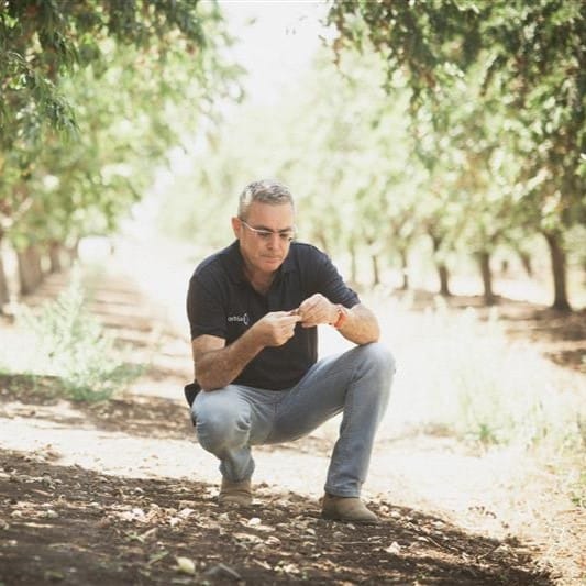Ziv Charitt, Orchards Agronomist